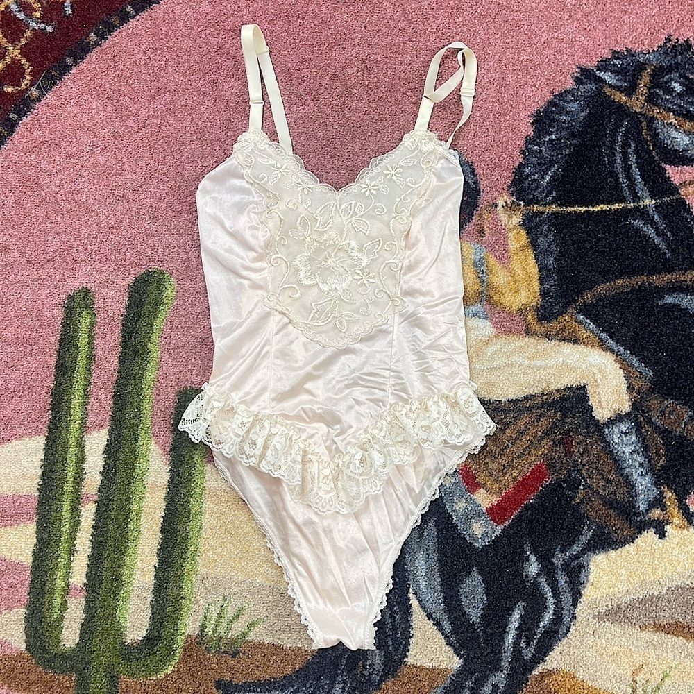 VINTAGE TEDDY LINGERIE